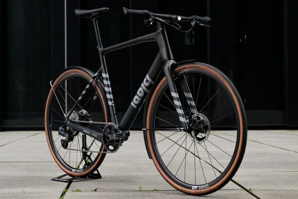 La Bici Endurance Disc Flat Bar Carbon custom build